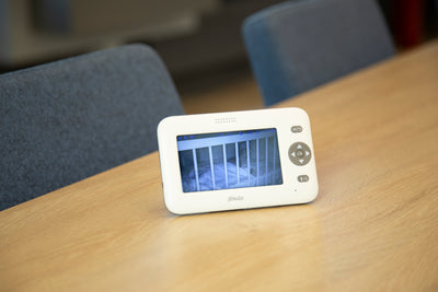 Alecto DVM-140 - Babyphone mit Kamera und 4.3" Farbdisplay, Weiß